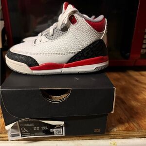 Retro jordan 3 toddler 9c white black red